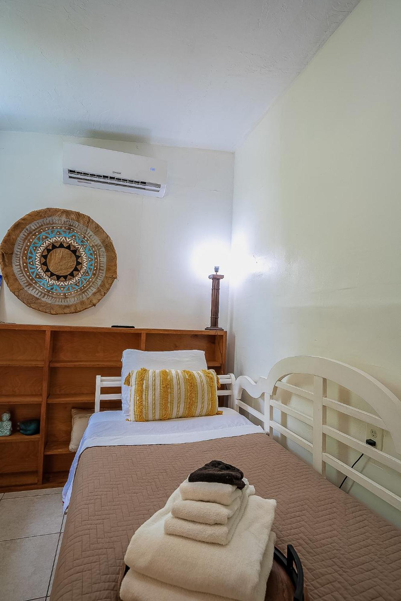 Private At Miami, Buena Vista With Parking Homestay Miami