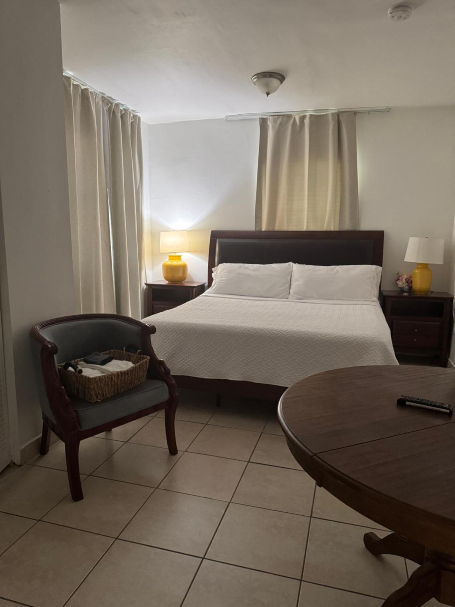 Private At Miami, Buena Vista With Parking Alloggio in famiglia Miami